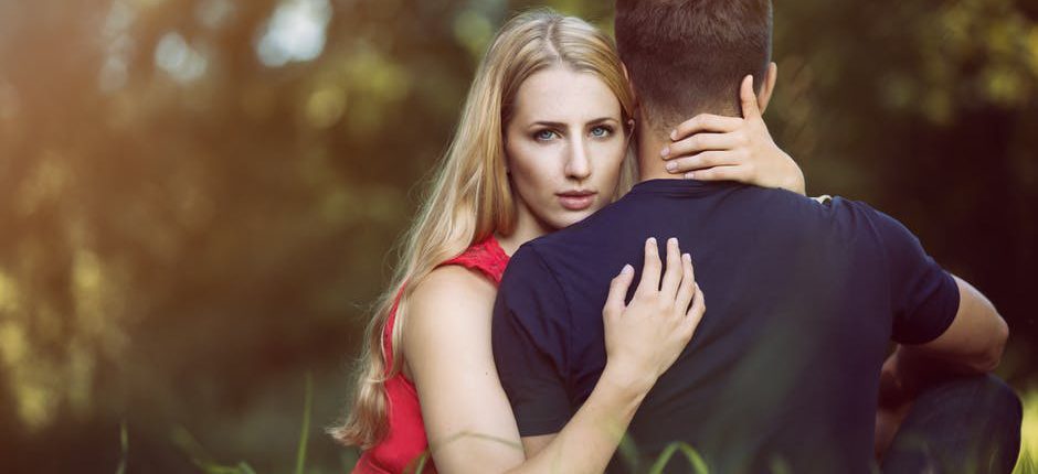 abrazo relaciones